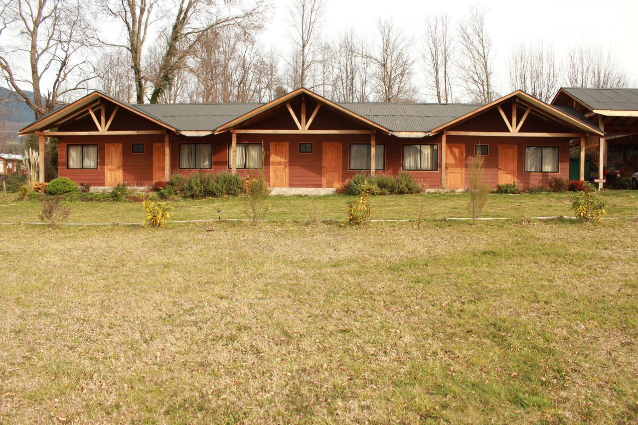 Hosteria Y Camping Del Bosque Pucon Exterior photo